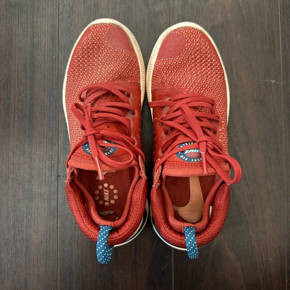 Nike Joyride Run Flyknit Women's Running Shoe - Picture 2 of 5